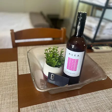 Chris & Mary Comfort Apartment Nea Iraklia